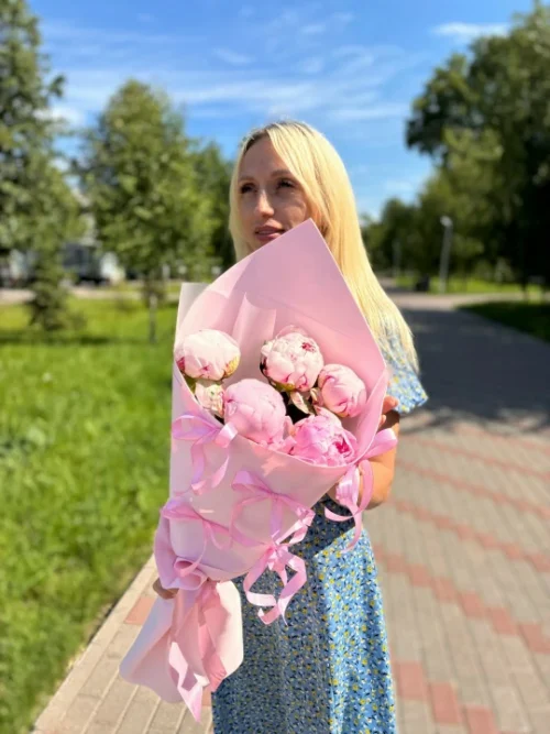 Букет Бантики пионов S