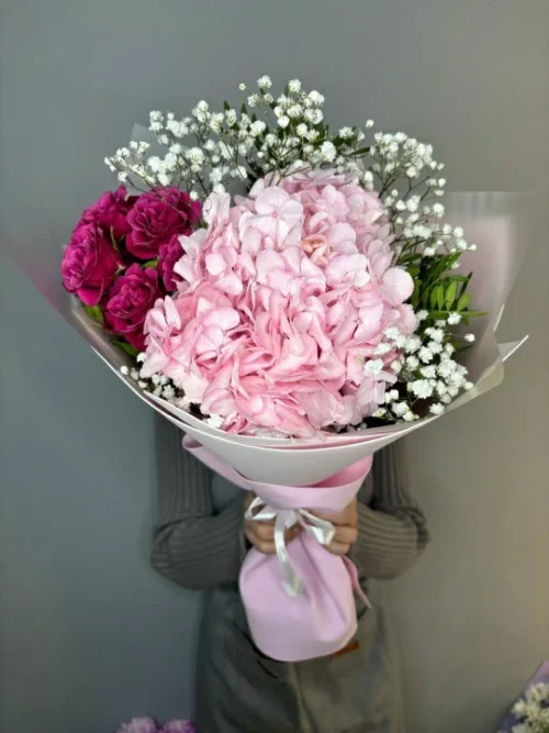 Alternative view of Королевская гортензия