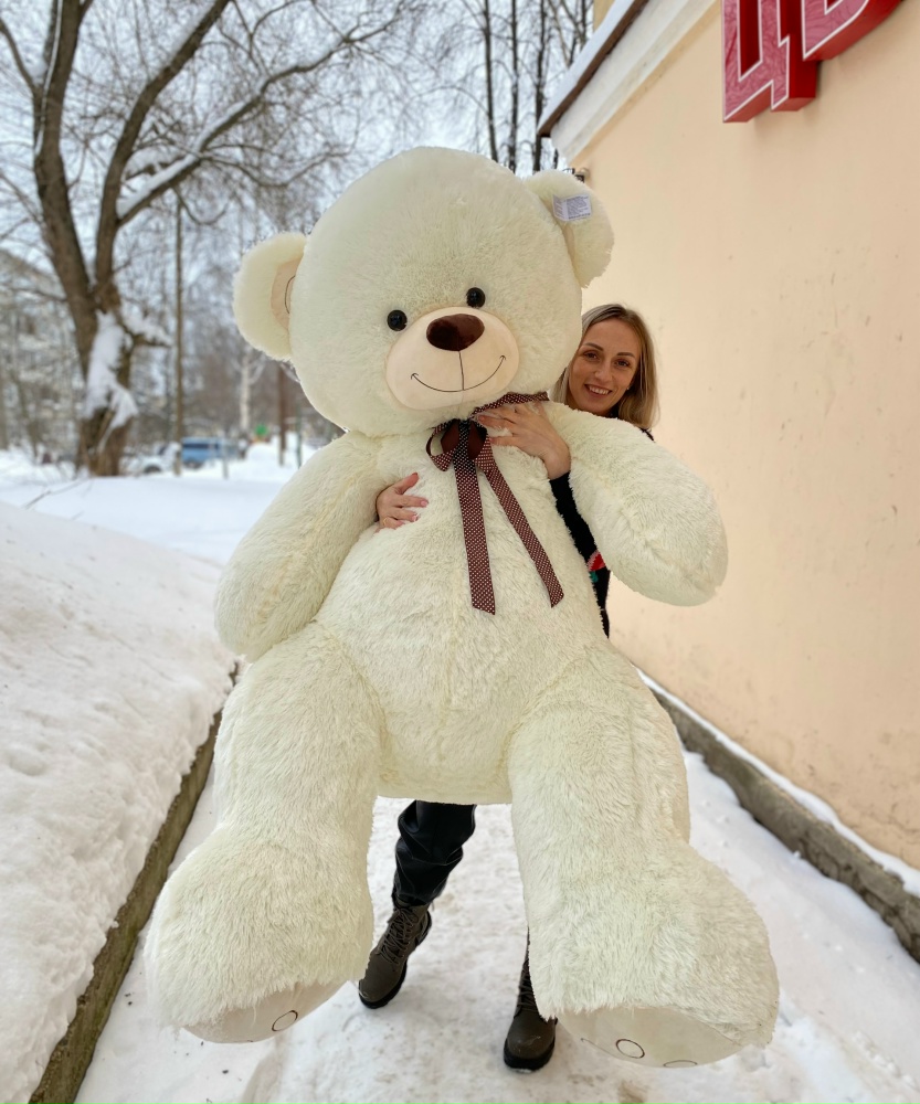 Плюшевый,огромный мишка с бантом