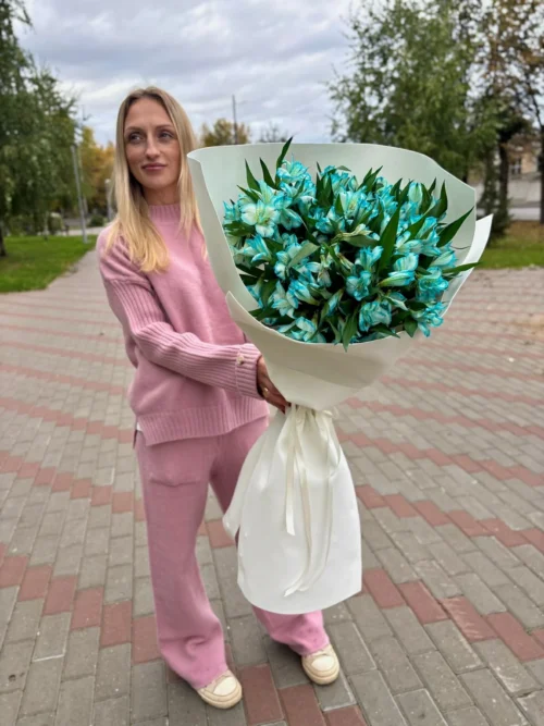 Небесные альстромерии🩵🩵🩵