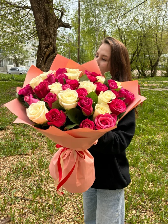Букет 35 кенийских роз — изображение 4