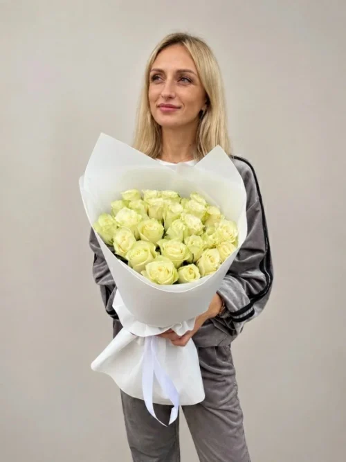 Букет Белоснежка из 25 роз
